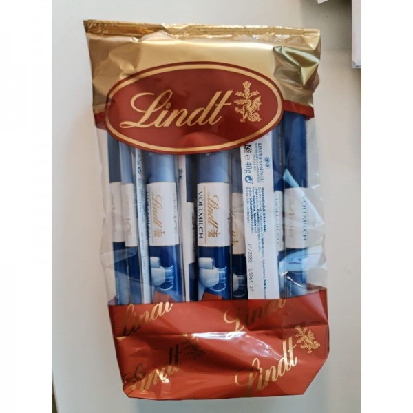 Lindt Lindor Sticks, Vollmilch Schokoladenriegel, 16er Pack, 24 x 40 g, 640g